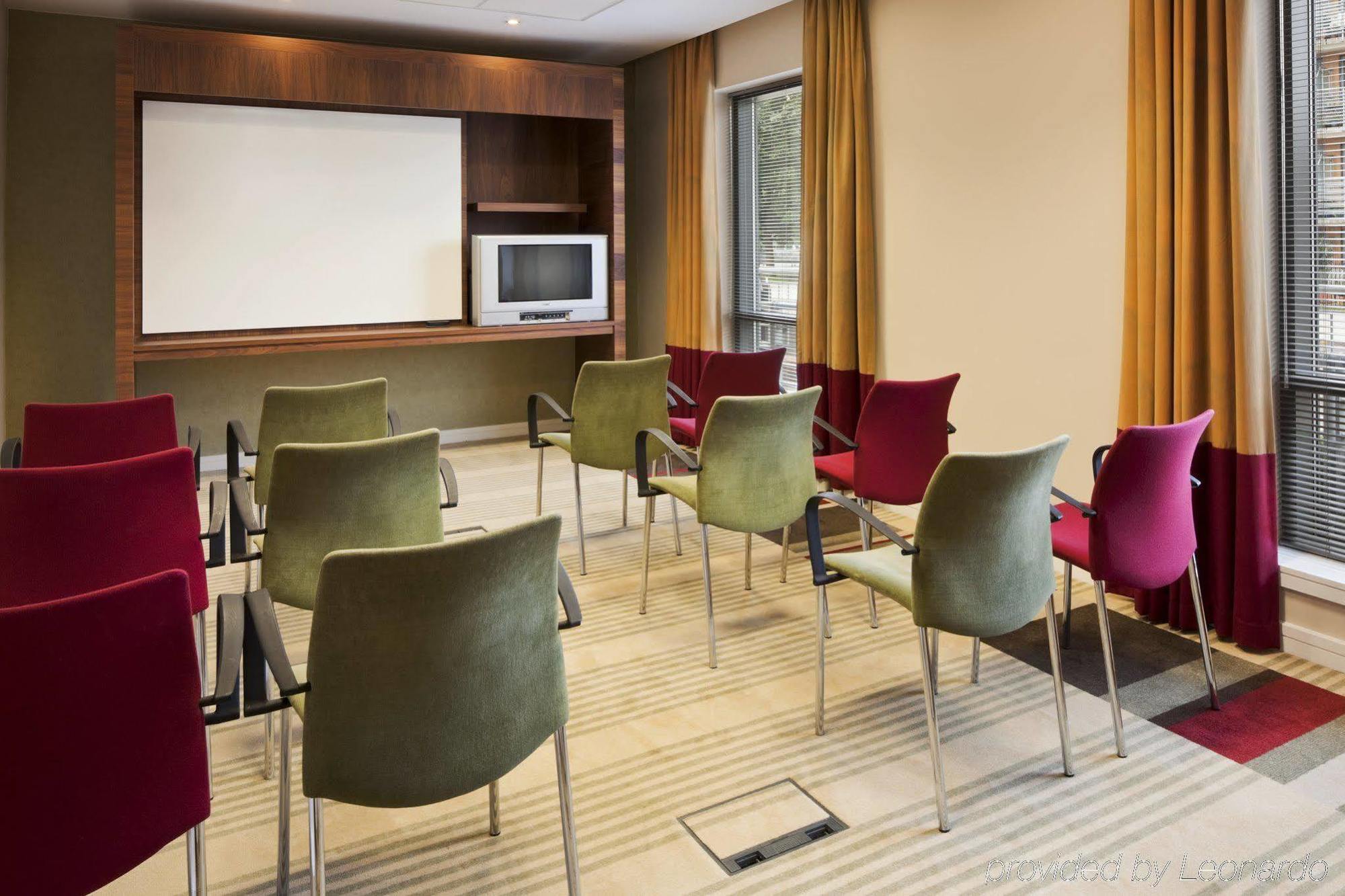 Holiday Inn Express Stevenage By Ihg Faciliteter billede